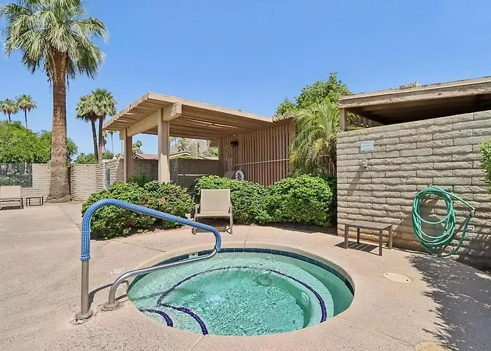 R&r Camelback Getaway