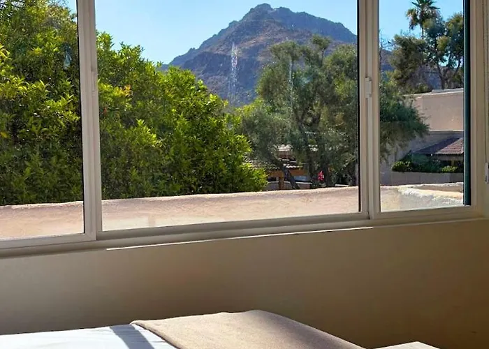 R&r Camelback Getaway *